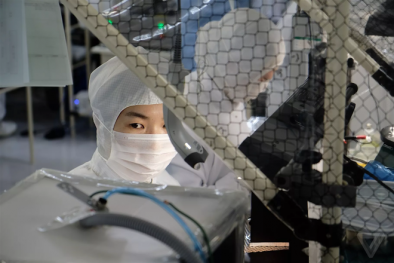 Sharp sản xuất khẩu trang kịp thời đối phó corona