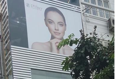 TP.HCM: TMV Quốc tế D`Vincy bị xử phạt vì quảng cáo sai phép