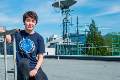 Chân dung nữ nghiên cứu sinh 25 tuổi có công phát hiện ra 17 ngoại hành tinh 