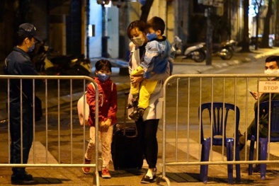 Cô gái dương tính với Covid-19 tại Hà Nội đã tiếp xúc với những ai?