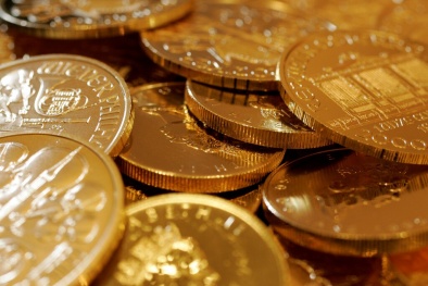 Giá vàng cao nhất 7 năm: Các nhà phân tích dự đoán có thể tăng lên 2.000 USD