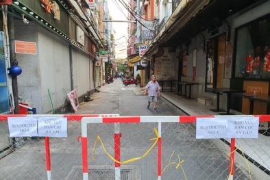 Hẻm 40 'phố Tây' Bùi Viện hạn chế đi lại sau ca nhiễm Covid-19 thứ 54