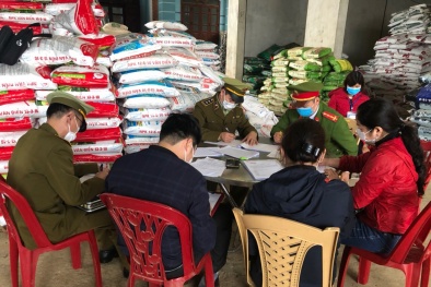 Ngang nhiên bán phân bón đã hết hạn sử dụng 