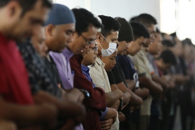 Cách ly tại nhà, bệnh nhân 100 vẫn đi lễ 5 lần/ngày trước khi được xác nhận nhiễm Covid-19