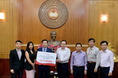 Toyota Việt Nam ủng hộ 10 tỷ đồng chung tay đẩy lùi dịch bệnh Covid-19