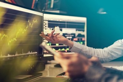 Chứng khoán ngày 26/3: Cổ phiếu ‘họ’ Vingroup hồi phục, VN-Index duy trì sắc xanh