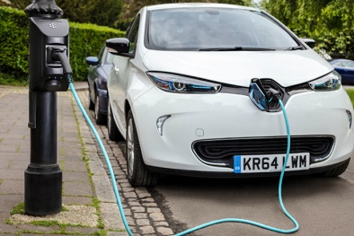 Khám phá công nghệ sạc pin xe điện nhanh như… đổ xăng