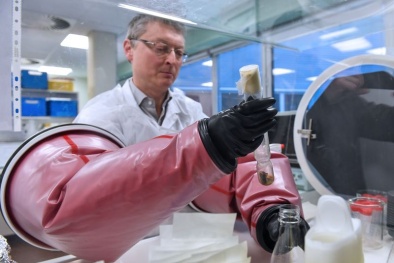 Bí ẩn loại vaccine có niên đại 100 năm được đưa vào điều trị bệnh do virus corona