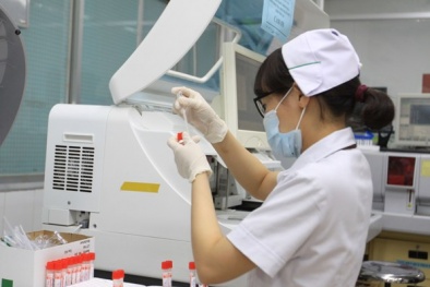 Bộ Y tế đề nghị đẩy mạnh sản xuất, nhập khẩu các thiết bị y tế phòng, chống dịch COVID-19