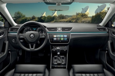 Cảnh báo hệ thống thước lái, vô lăng xe ô tô gặp lỗi tiềm ẩn nguy hiểm