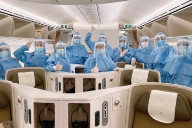 Bác sĩ, y tá chống dịch Covid-19 dược bay miễn phí các chuyến bay của Vietnam Airlines