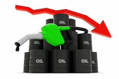 OPEC đồng ý cắt giảm sản lượng, giá dầu thế giới vẫn tiếp tục giảm mạnh