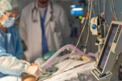 Ngành công nghiệp sản xuất máy thở doanh số tăng vọt trong mùa dịch Covid-19