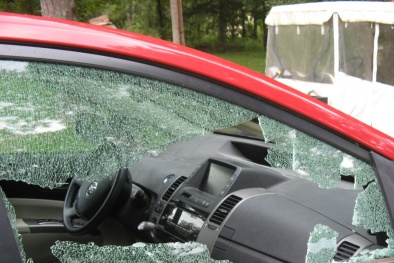 Kính xe ô tô dễ vỡ vụn từ chính sai lầm của nhiều tài xế