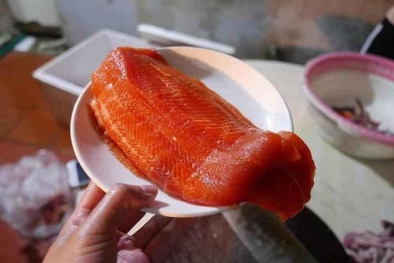 Thịt cá hồi giảm giá mạnh vì dịch Covid-19, ‘rẻ chưa từng có’