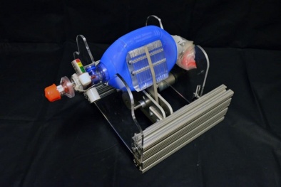Chế tạo thành công máy thở giá rẻ không cần điện phục vụ điều trị bệnh nhân Covid-19