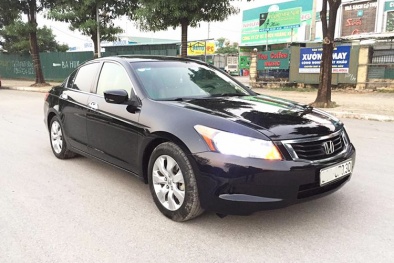 Honda Accord mới giá hơn 1,3 tỷ, xe cũ rao bán chỉ 410 triệu đồng: Có nên mua hay không?