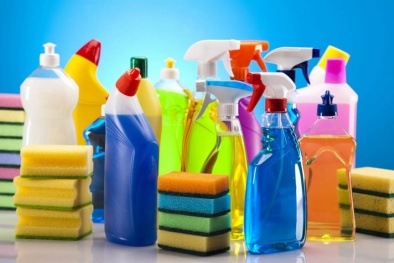 Cảnh báo- uống thuốc Plaquenil, chất khử trùng để chữa Covid có thể gây tử vong