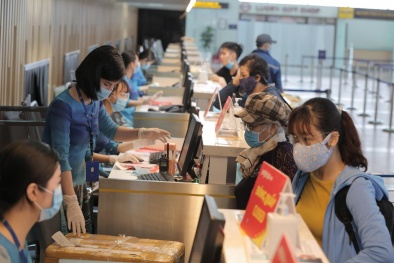 Sân bay Vân Đồn đón chuyến bay đầu tiên từ TP Hồ Chí Minh sau dịch Covid-19