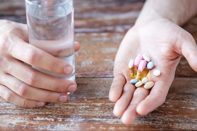 Nguy hiểm khôn lường nếu dùng những thực phẩm này khi đang uống thuốc kháng sinh