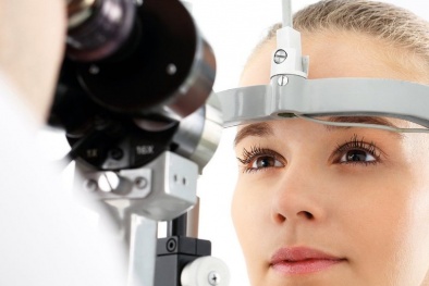 Cảnh báo nguy hiểm: Virus corona có thể tồn tại trong mắt tới 20 ngày