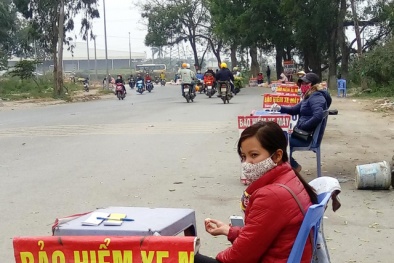 Người dân đổ xô mua bảo hiểm xe máy, người bán kiếm 4 triệu/ngày