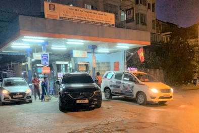 Phát hiện một cây xăng găm hàng trước lúc điều chỉnh giá tại Hà Nội