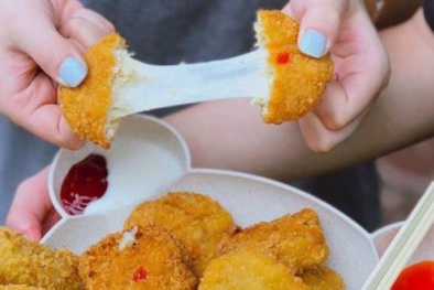 Bánh gà 5000 chế biến từ loại gà đóng tảng