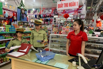 Tạm giữ hàng hóa có dấu hiệu giả mạo nhãn hiệu tại Hà Giang