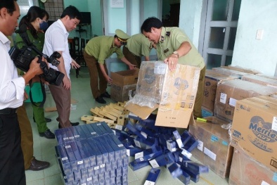Triệt phá tụ điểm tàng trữ lượng lớn thuốc lá ngoại nhập lậu