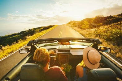 Lái xe đường dài dưới trời nắng nóng - Tài xế phải lưu ý những điều này