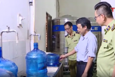 Ngang nhiên sản xuất nước uống đóng bình từ mương nước thải sinh hoạt