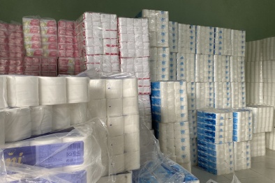 Phát hiện lượng lớn cuộn giấy vệ sinh có dấu hiệu giả thương hiệu