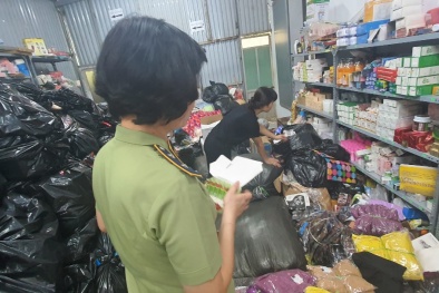 Phát hiện cơ sở bán bột ngũ cốc lậu, kem đánh răng giả mạo nhãn hiệu