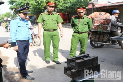 Vi phạm đo lường khi thu mua vải thiều, một trường hợp bị phạt 2,7 triệu đồng