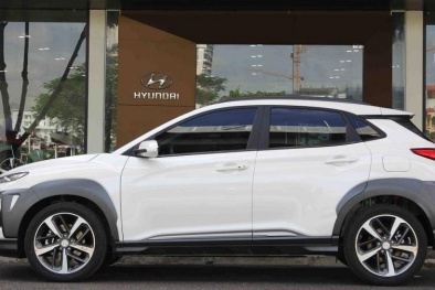 Giá lăn bánh ô tô SUV Hyundai Kona sẽ giảm mạnh tới gần 80 triệu đồng/chiếc