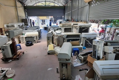 Hà Nội: Tạm giữ hàng trăm cục nóng, lạnh điều hòa cũ có dấu hiệu nhập lậu