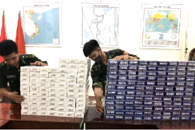 An Giang: Thu giữ gần 2.000 gói thuốc lá nhập lậu