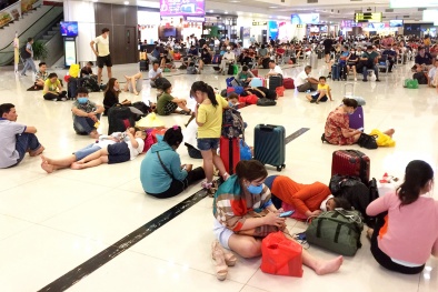 Hàng loạt chuyến bay bị chậm: Bộ trưởng GTVT chỉ đạo nóng