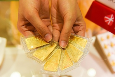 Giá vàng tiến sát mốc 51 triệu đồng/lượng, có nên đầu tư mạnh?