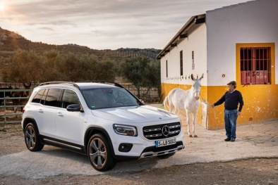 Có gì đặc biệt ở chiếc Mercedes-Benz GLB giá bán 2,1 tỷ đồng vừa ra mắt người dùng?