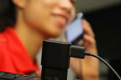 Những thói quen đầy nguy hại ai cũng mắc phải khi dùng điện thoại