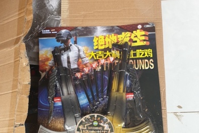 Bình Dương: Thu giữ hơn 36.000 sản phẩm súng nhựa nhập khẩu Trung Quốc không ghi nhãn phụ