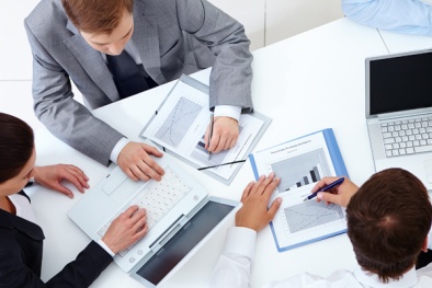 Infographic: 11 bước triển khai TQM để nâng cao chất lượng sản phẩm