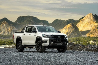 Chi tiết chiếc Toyota Hilux 2020 phiên bản Advanture nâng cấp trang bị 