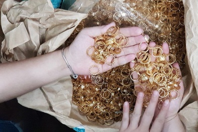 Nhẫn vàng giả và trái đắng từ 'quà tri ân'