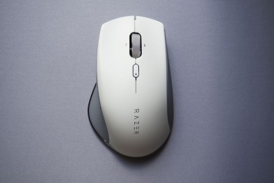 Razer ra mắt chuột không dây Pro Click với thiết kế mới lạ 'Công thái học'