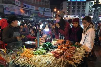 Khách du lịch vẫn giảm mạnh vì Covid - 19