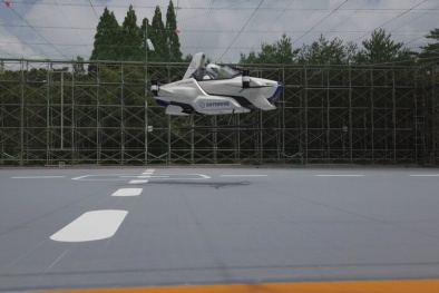 Chiếc ô tô bay vừa được Nhật Bản thử nghiệm thành công có gì đặc biệt?