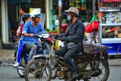 Hỗ trợ đổi xe máy cho người dân do cũ, quá nát, không đảm bảo chất lượng